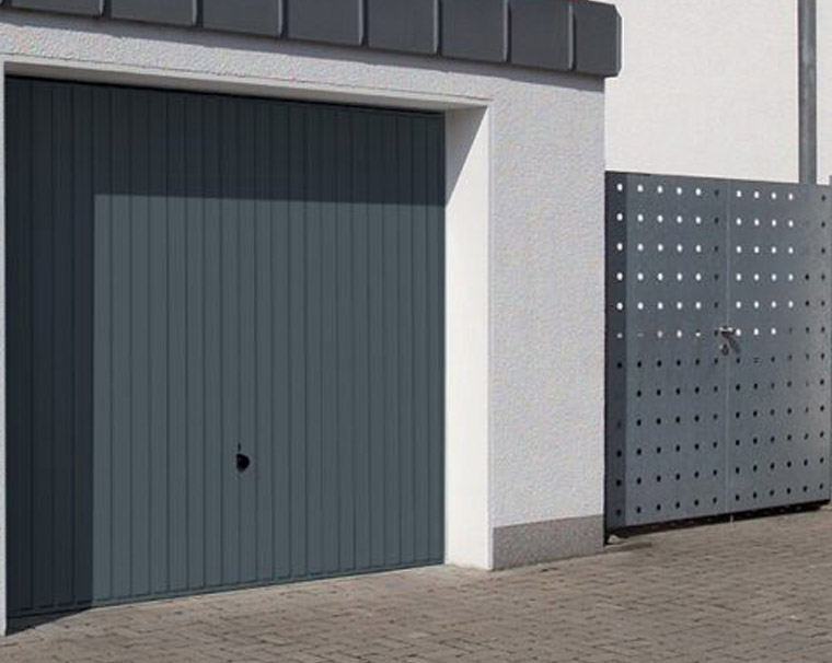 Tercy Levillain : portes de garages, portails, clotures - menuiserie St Malo